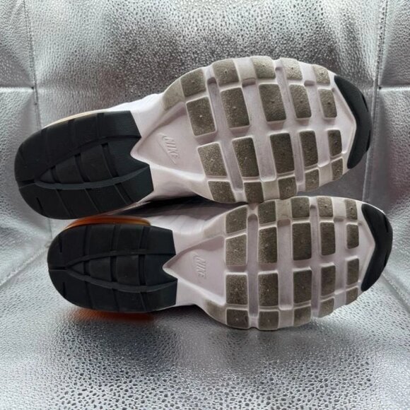 Size 10 Nike‎ Air Max 95 Ultra Dark Grey Total Orange Lifestyle Shoes 749212-001 - Picture 8 of 10